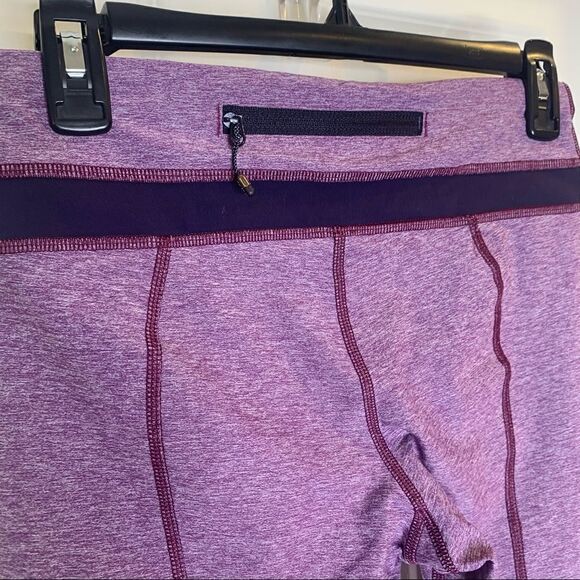LULULEMON Inspire Crop II Heathered Berry Size 6 Luxtreme Running Jogging - Picture 5 of 10